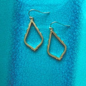 Kendra Scott drop earrings in gold